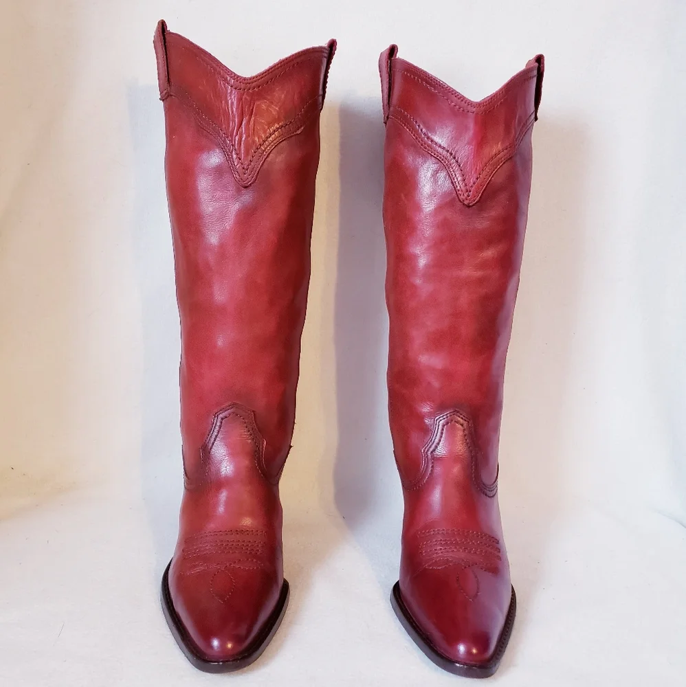 Vintage Red Heeled Boots - Picture 3 of 15